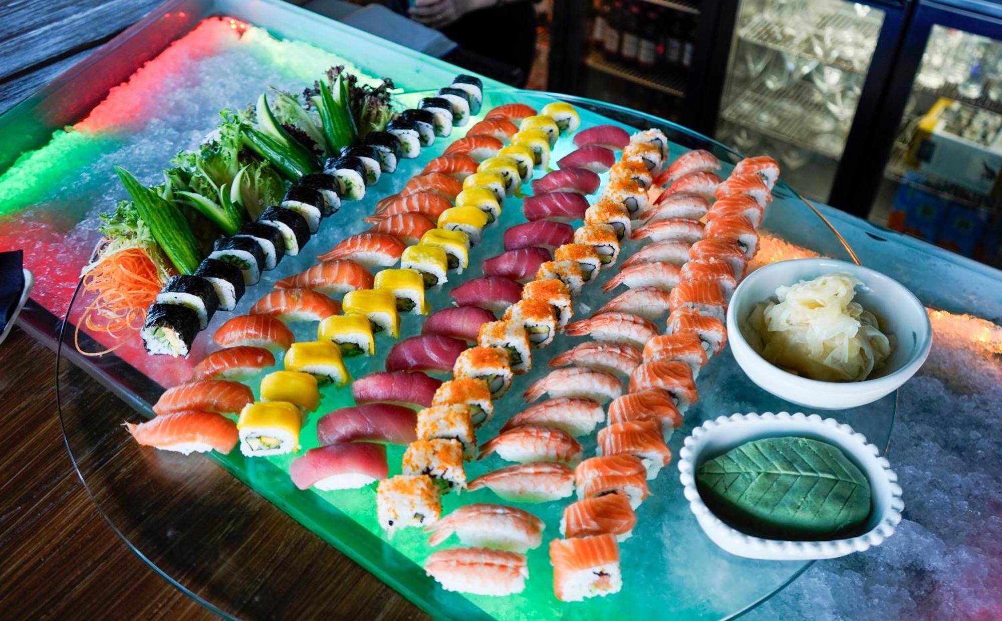 Ramee Grand Hotel And Spa Manama Dış mekan fotoğraf Sushi