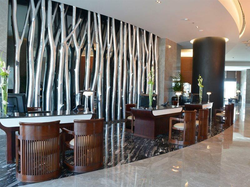 Ramee Grand Hotel And Spa Manama Dış mekan fotoğraf The lobby of the hotel
